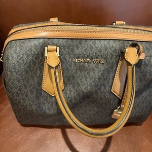 Michael Kors satchel purse